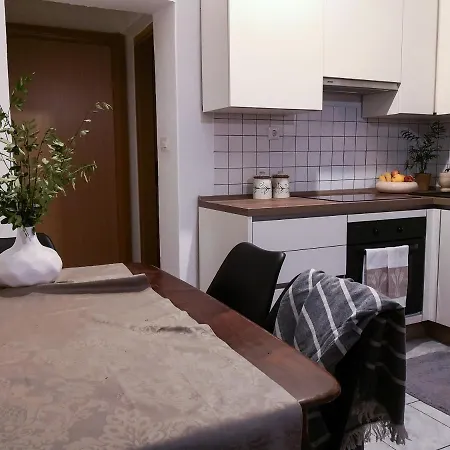 Oleander Apartment *